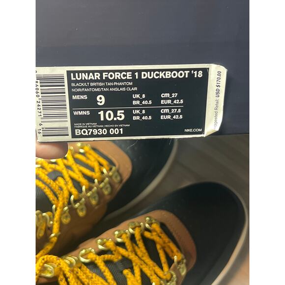 Brand new Nike Lunar force 1 Duck boot size 9 men’s or 10.5 women’s
